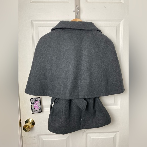 Women’s Krush cape double breasted jacket in Black or Charcoal Gray - Picture 2 of 6